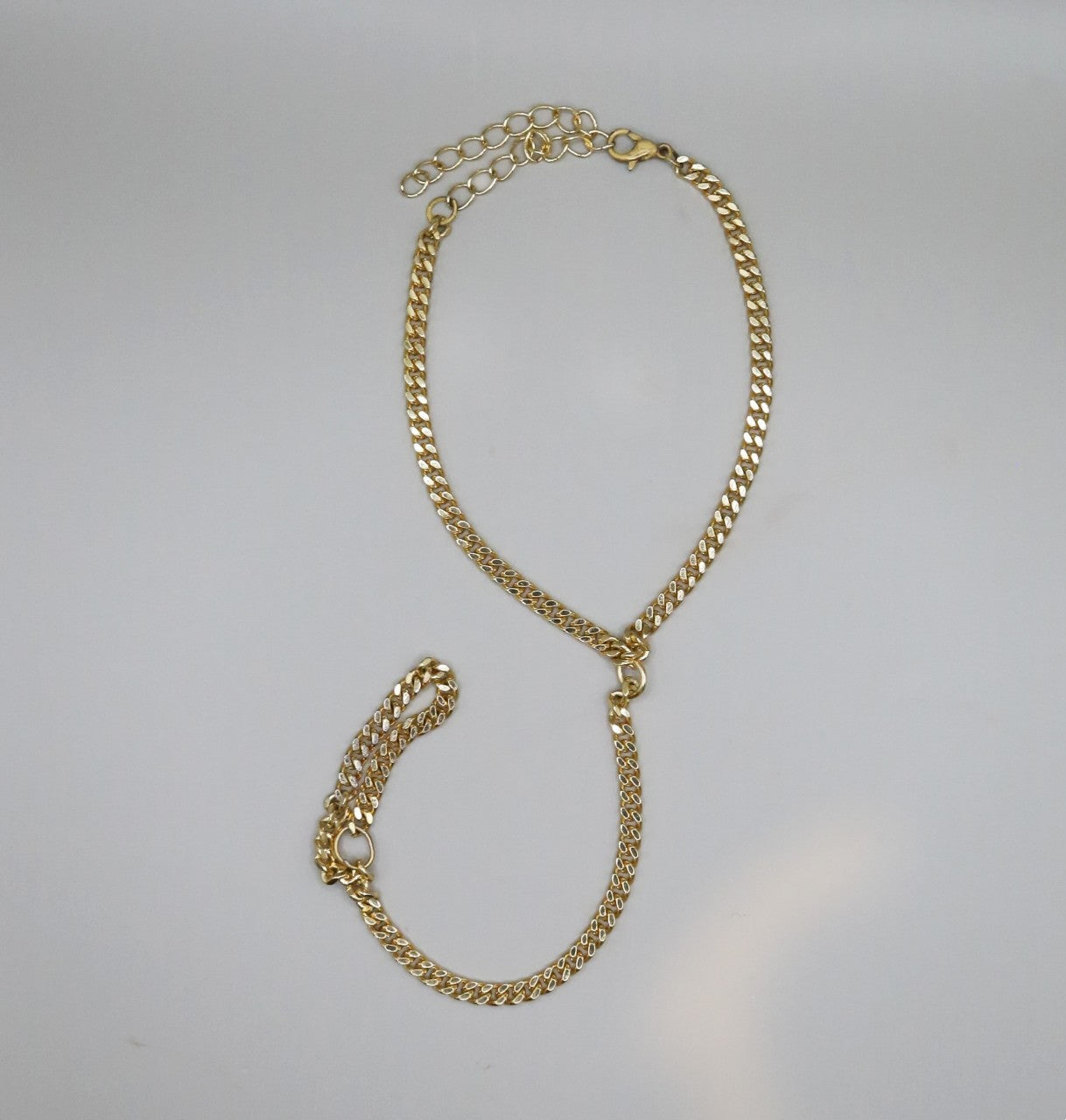 Venus Hand Chain- Gold